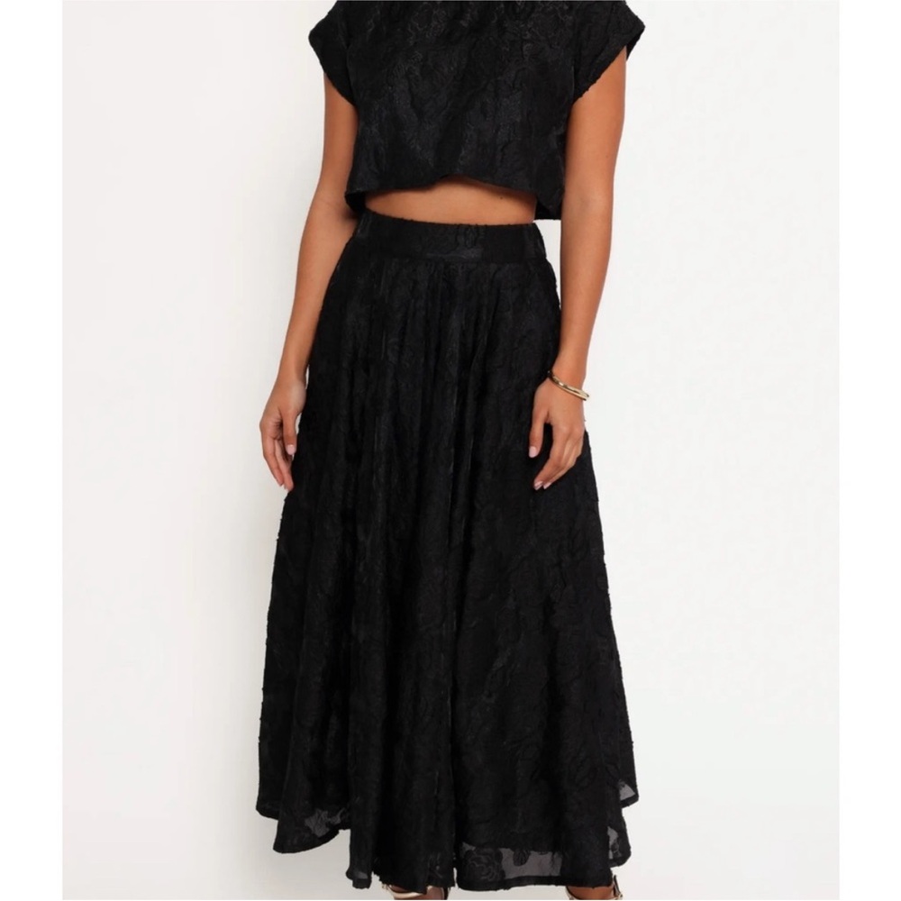 Mabel Beckham 2 piece Floral Jacquard set Crop Top Full A line Midi Skirt Black
